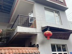 -茅屋大酒店