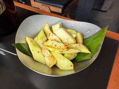 酸嘢青芒果-Ameigo梅果·云贵川bistro(长宁来福士店)