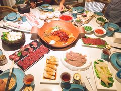 -墨居上隐·院子里火锅(峨眉店)
