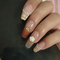 -UGIRL有个美甲