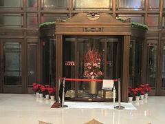 -碧中海汤泉汗蒸酒店