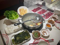 -八合里牛肉火锅(上海世茂广场店)