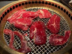 -铭牛烧肉·和牛海鲜自助(高新月牙湖店)