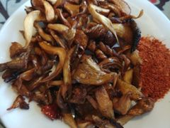 炸菌子-勺子米线·云南传统小吃市集(四方街店)