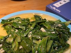 -先启半步颠小酒馆(虹桥龙湖天街店)