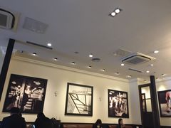 大堂-星巴克臻选(威海威高广场店)