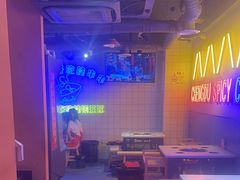 -钢管厂五区小郡肝串串香火锅(人民广场店)