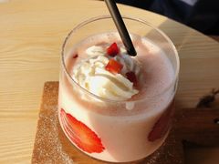 草莓酸奶-251#coffee roasters(沿河东路店)