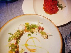 金枪鱼色拉-弦月窗LUNETTE BY AMANDA(复兴路店)