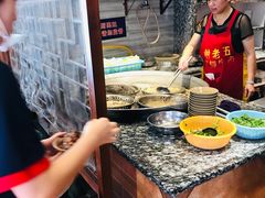 -谢老五跷脚牛肉·非遗传承店