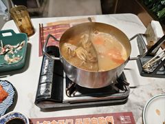 -金马门国际美食百汇(珞喻路店)