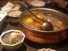 滩羊手抓肉-丝路金桃·新疆菜(徐汇店)