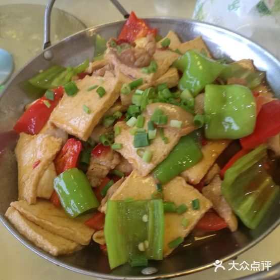 闻香来湘菜馆(中心河路店)