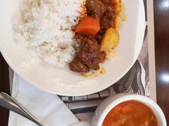 红烩牛肉饭送罗宋汤-东海咖啡馆