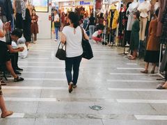 店内环境-广州白马服装市场