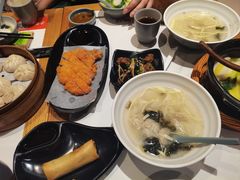 -馋三尺蟹粉小笼(人民广场店)