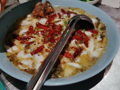 -姚姚酸菜鱼·金戈戈香港豉油鸡(喜荟城联名店)