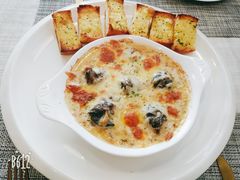 法式奶酪焗蜗牛-LUCCA卢卡西班牙海鲜饭(远洋广场店)
