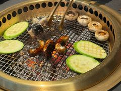-铭牛烧肉·和牛海鲜自助(高新月牙湖店)
