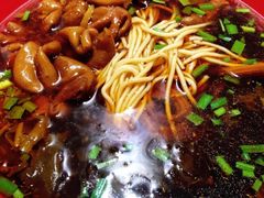 -小龙大肉面馆