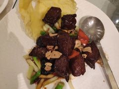 黑金雪花牛肉粒-上海和平饭店龙凤厅 Dragon Phoenix