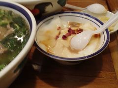 -云阿蛮云南生烫牛肉米线(奉贤路店)