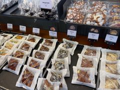 零售区-OUR Bakery(三里屯太古里店)