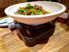 小炒黄牛肉-老滇山寨•云南特色菜•地方菜•民族风情歌舞表演(金碧店)