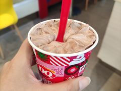 布朗尼暴风雪-DQ·蛋糕·冰淇淋(大宁国际商业广场店)