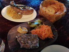 冈冈自家制香肠-羽深肉铺 Steak & Wine