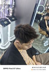 -藤野造型烫染·漂发