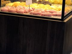 面包甜点陈列柜-LELECHA乐乐茶(上海五角场万达广场店)