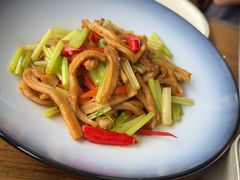 -老唐三下锅 ·张家界地标美食(溪布街店)
