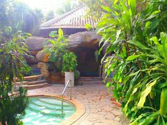 -海口观澜湖火山温泉谷