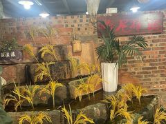 -哈尼梯田美食土菜馆