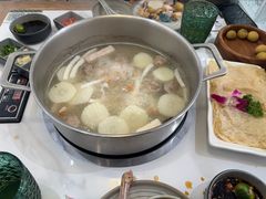 -喃喃椰·糟粕醋·椰子鸡火锅(七堡花园店)