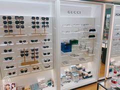 -优视觉视光中心•青少年近视防控(新世界中心写字楼店)