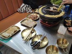 -胡悦里韩式烤肉(芝罘万达广场店)