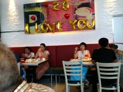 大堂-必胜客(武汉欢乐谷店)