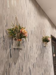 -PE SALON 