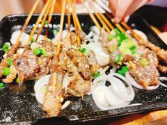 铁盘鲜烤小肥牛-木屋烧烤(万德庄店)