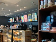 面包甜点陈列柜-星巴克(成都机场T2店)