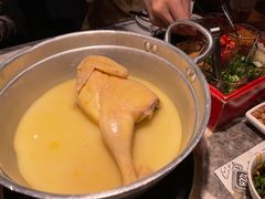 金牌花胶浓汤鸡煲-禄婶鸡煲·打边炉