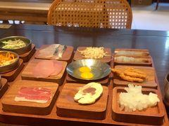 -银米·云南传统过桥米线(双廊黑金冠店)
