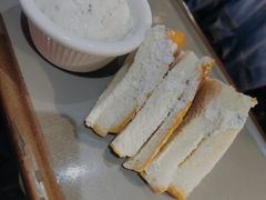炙烤冰淇淋面包-鹤江桥·红油牛肉粉(SKP店)
