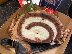 草莓巧克力卷-Juicy Bakery(大学路店)