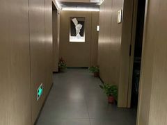 -耳湾躺式采耳SPA馆(保利五月花店)