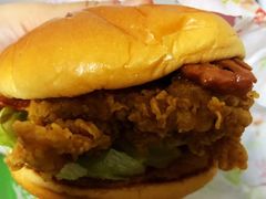 吮指十三鲜小龙虾烤鸡堡/鸡肉卷-肯德基(当涂大润发店)