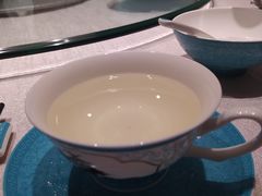 铁观音茶-悦融琥珀·京鲁菜·海味珍品(西单店)