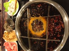 -邓莽子老火锅(中兴路总店)